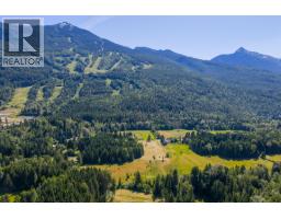 3309 Catherwood Road, Revelstoke, BC V0E2S1 Photo 24