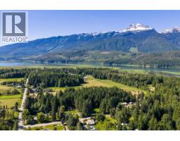 3309 Catherwood Road, Revelstoke, BC V0E2S1 Photo 20