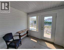 Primary Bedroom - 423 Vanderlinde Drive, Keremeos, BC V0X1N2 Photo 15