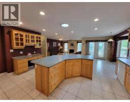 Foyer - 423 Vanderlinde Drive, Keremeos, BC V0X1N2 Photo 11