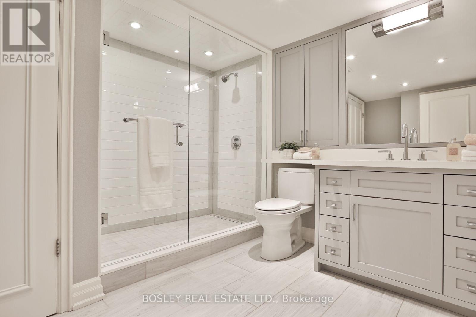 #101 4 LOWTHER AVENUE - 17