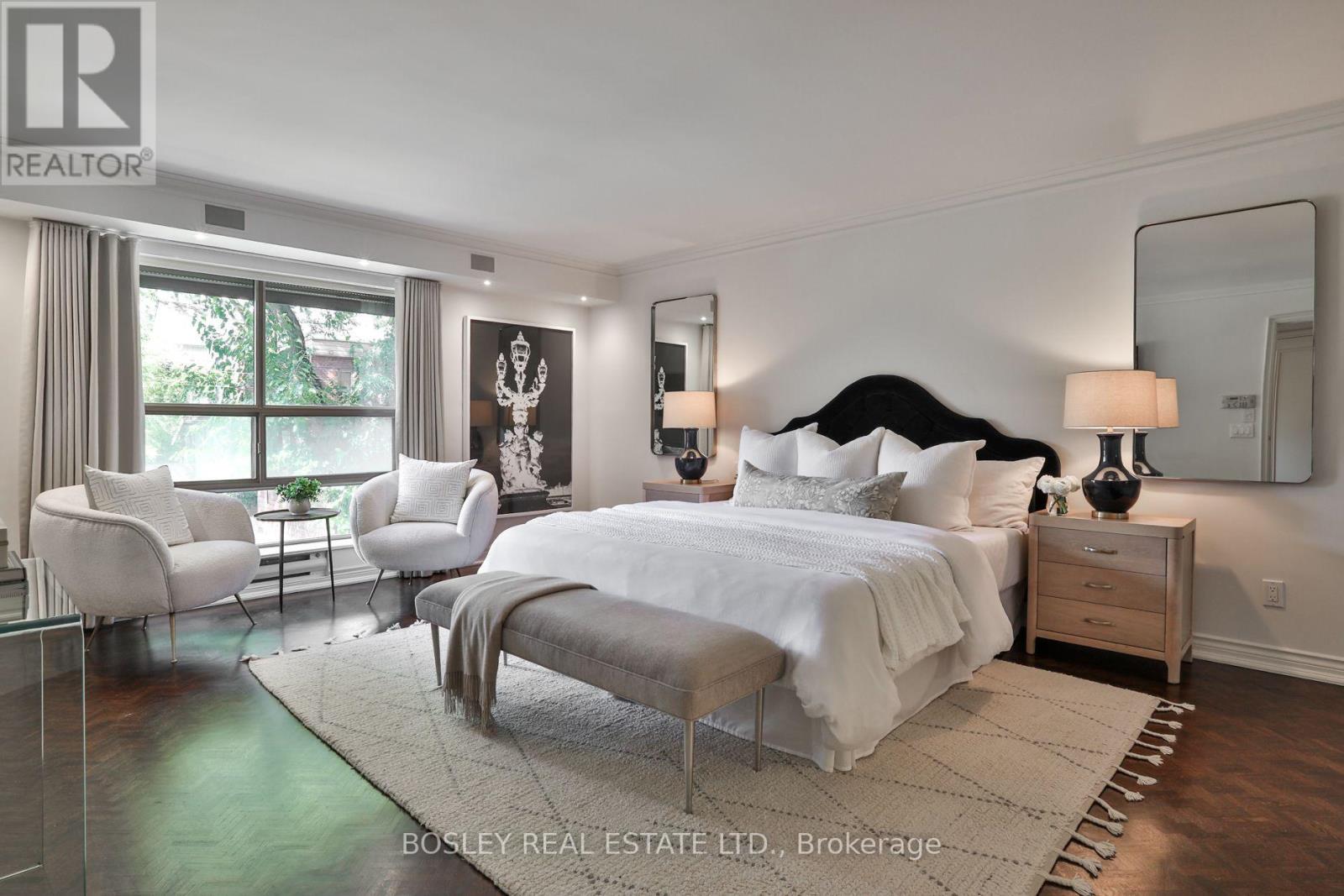 #101 4 LOWTHER AVENUE - 18