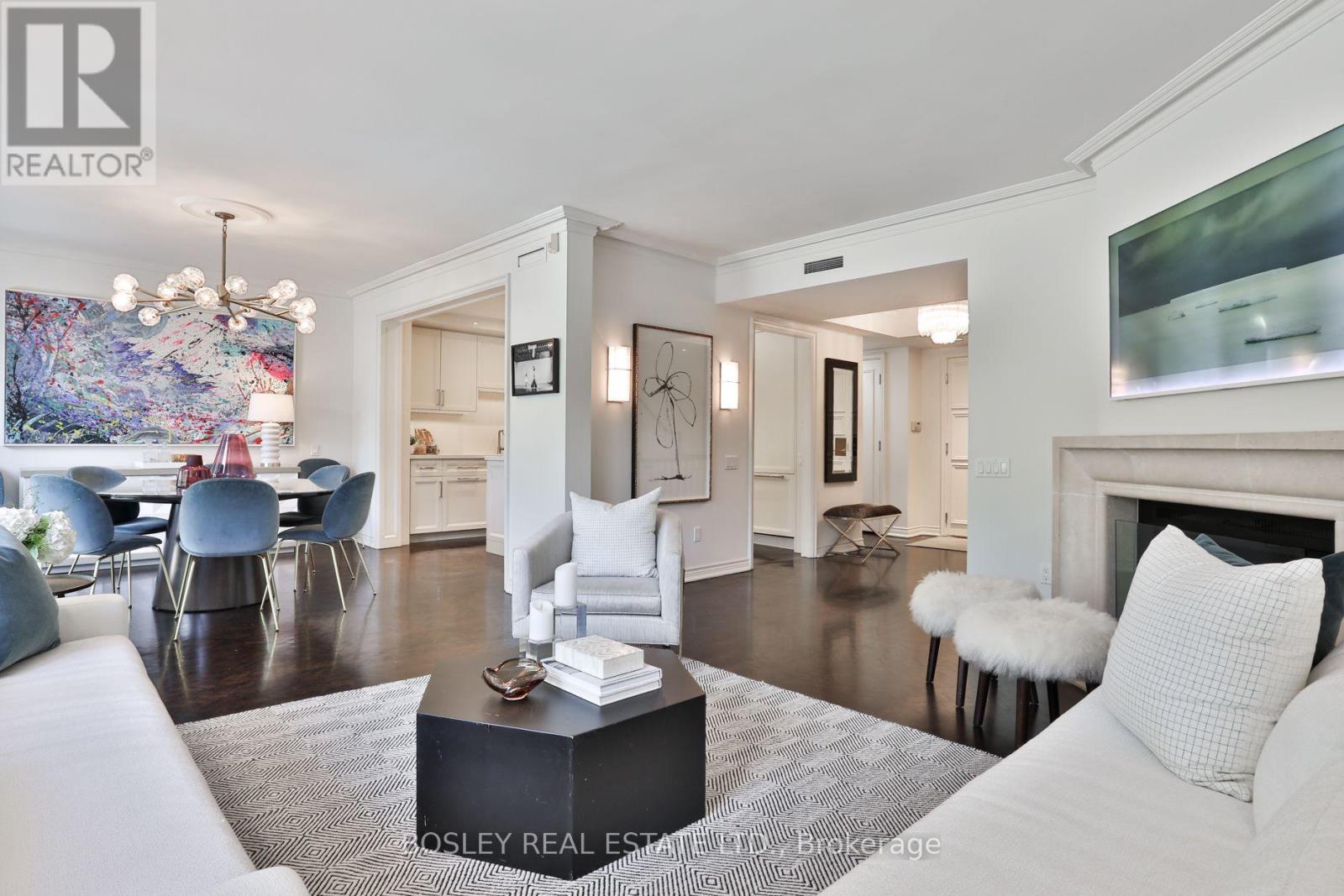 #101 4 LOWTHER AVENUE - 3