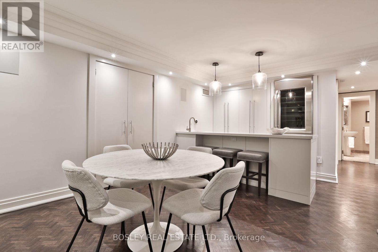 #101 4 LOWTHER AVENUE - 33