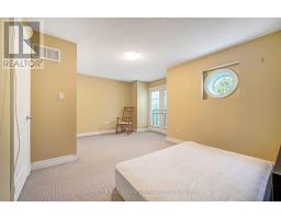 13 Flook Lane, Toronto, ON M2R3Y5 Photo 18