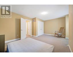 13 Flook Lane, Toronto, ON M2R3Y5 Photo 19
