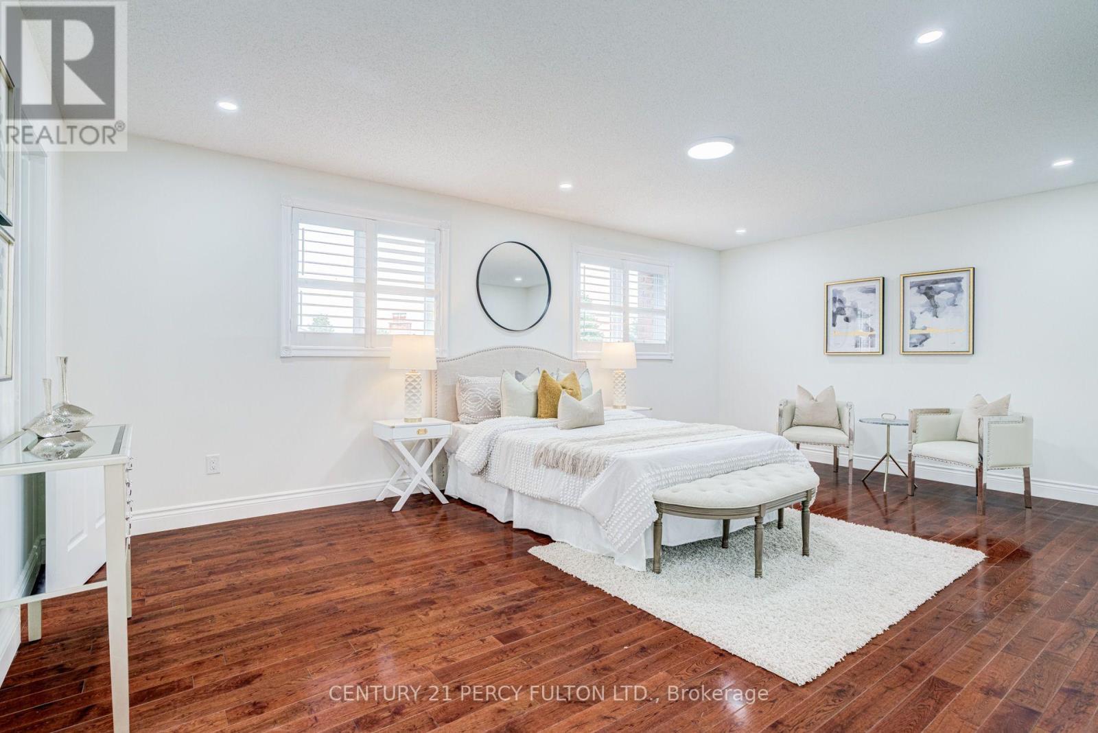 27 DAGWELL CRESCENT - Image 23
