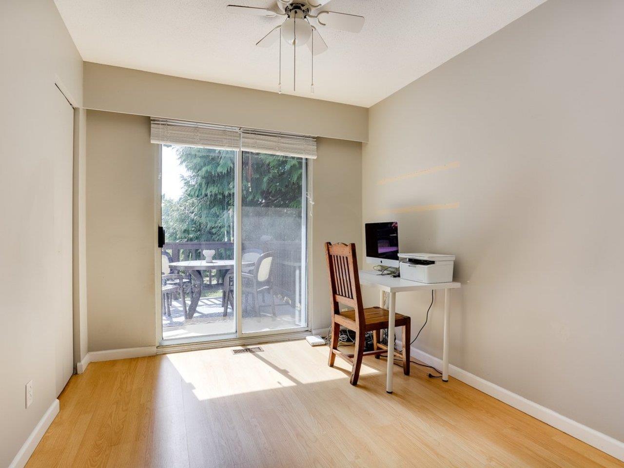 15866 NORTH BLUFF ROAD, White Rock