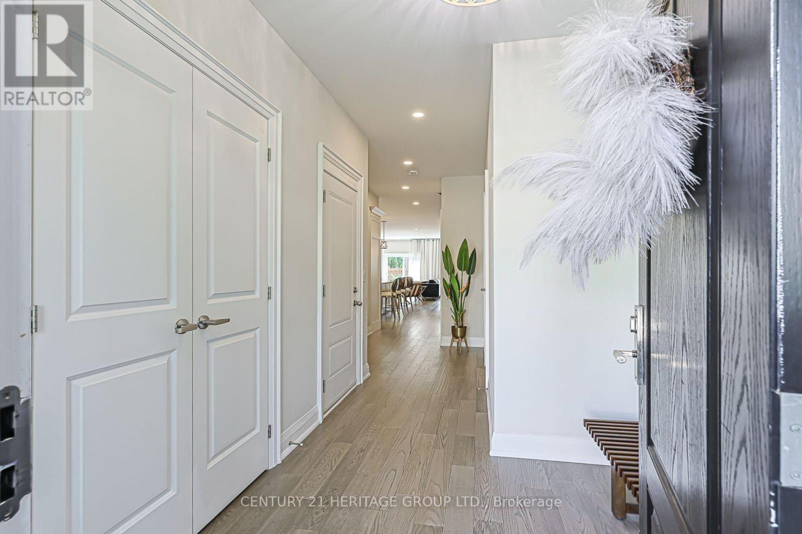 27 LOWTHER AVENUE - 3