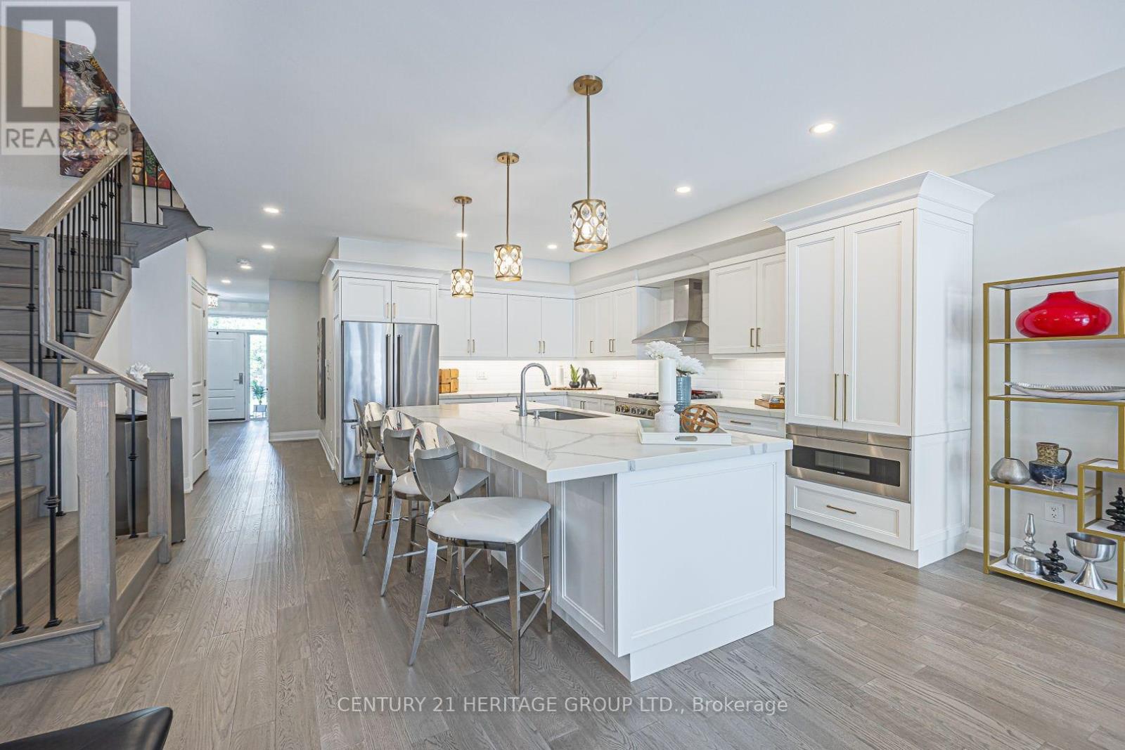 27 LOWTHER AVENUE - 7