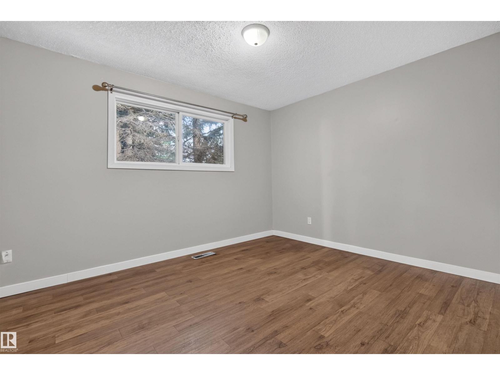 11819-21 40 ST NW - 13