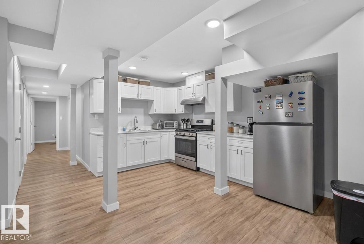 11819-21 40 ST NW - 18