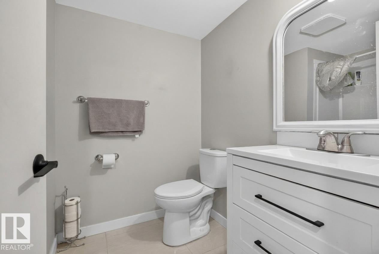 11819-21 40 ST NW - 19