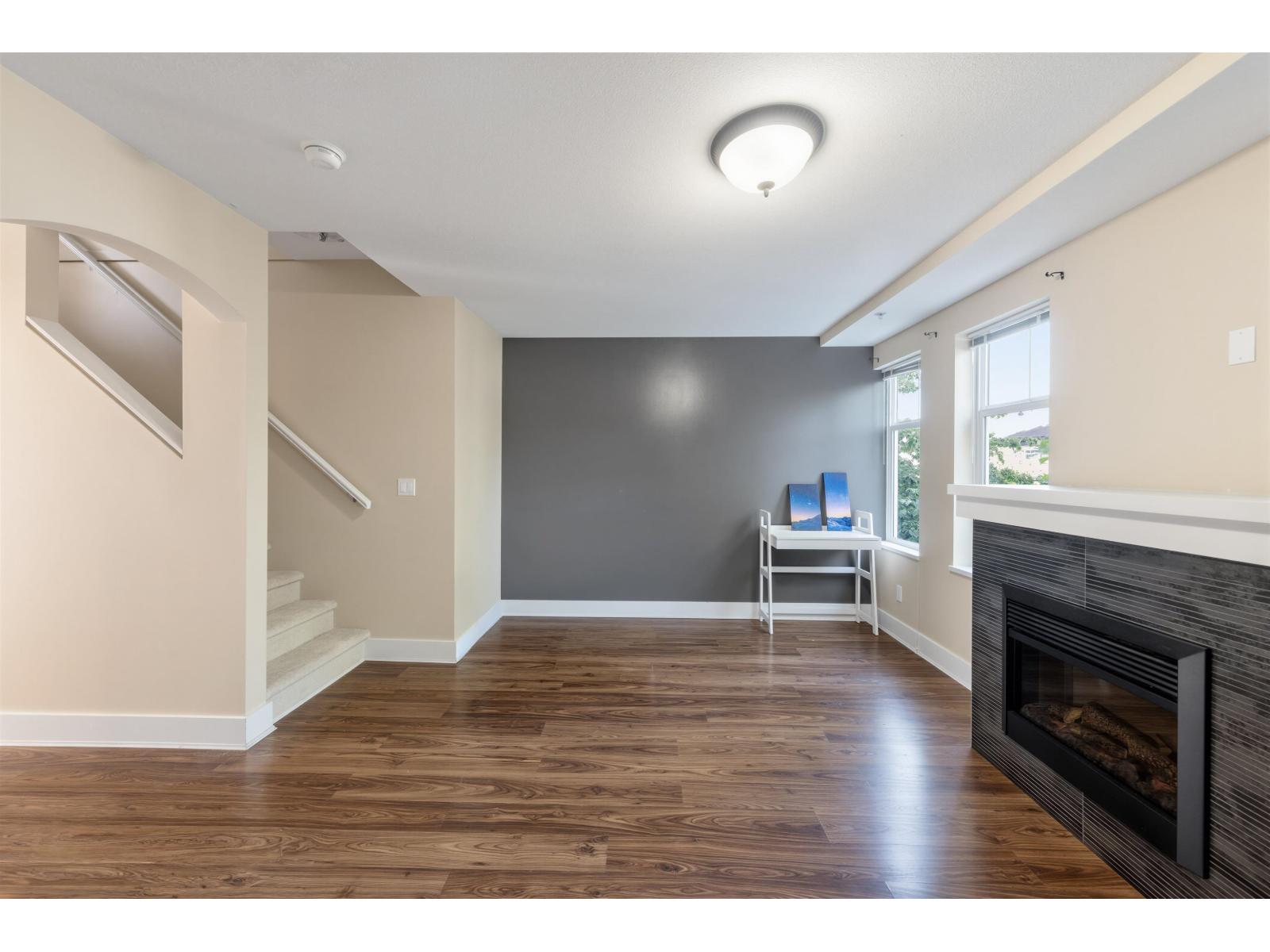 83 15833 26 AVENUE, Surrey — photo 6