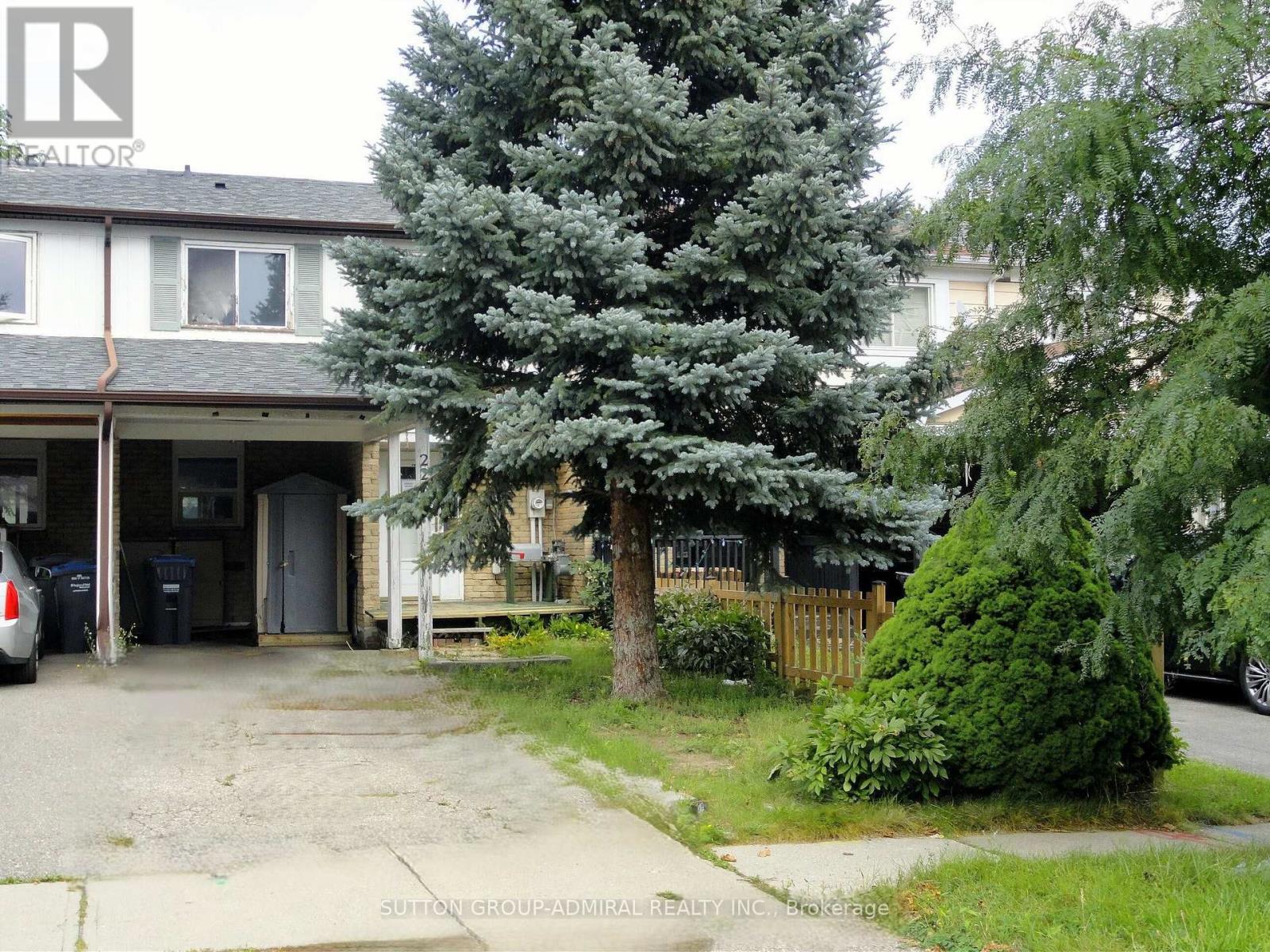 228 ROYAL SALISBURY WAY - 1