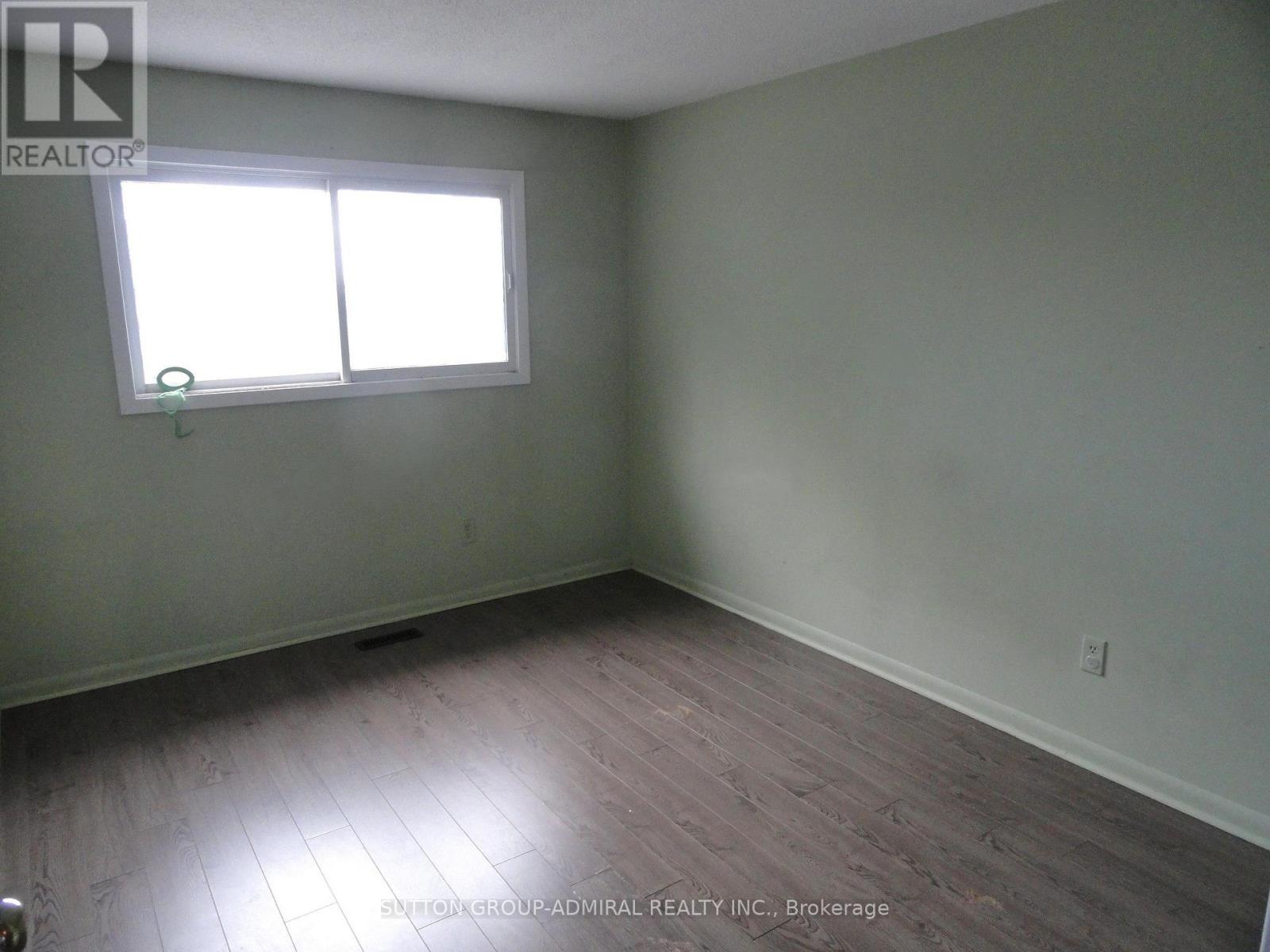 228 ROYAL SALISBURY WAY - 7