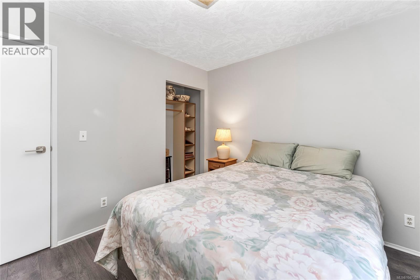  6101 Castlerock Road, Saanich
