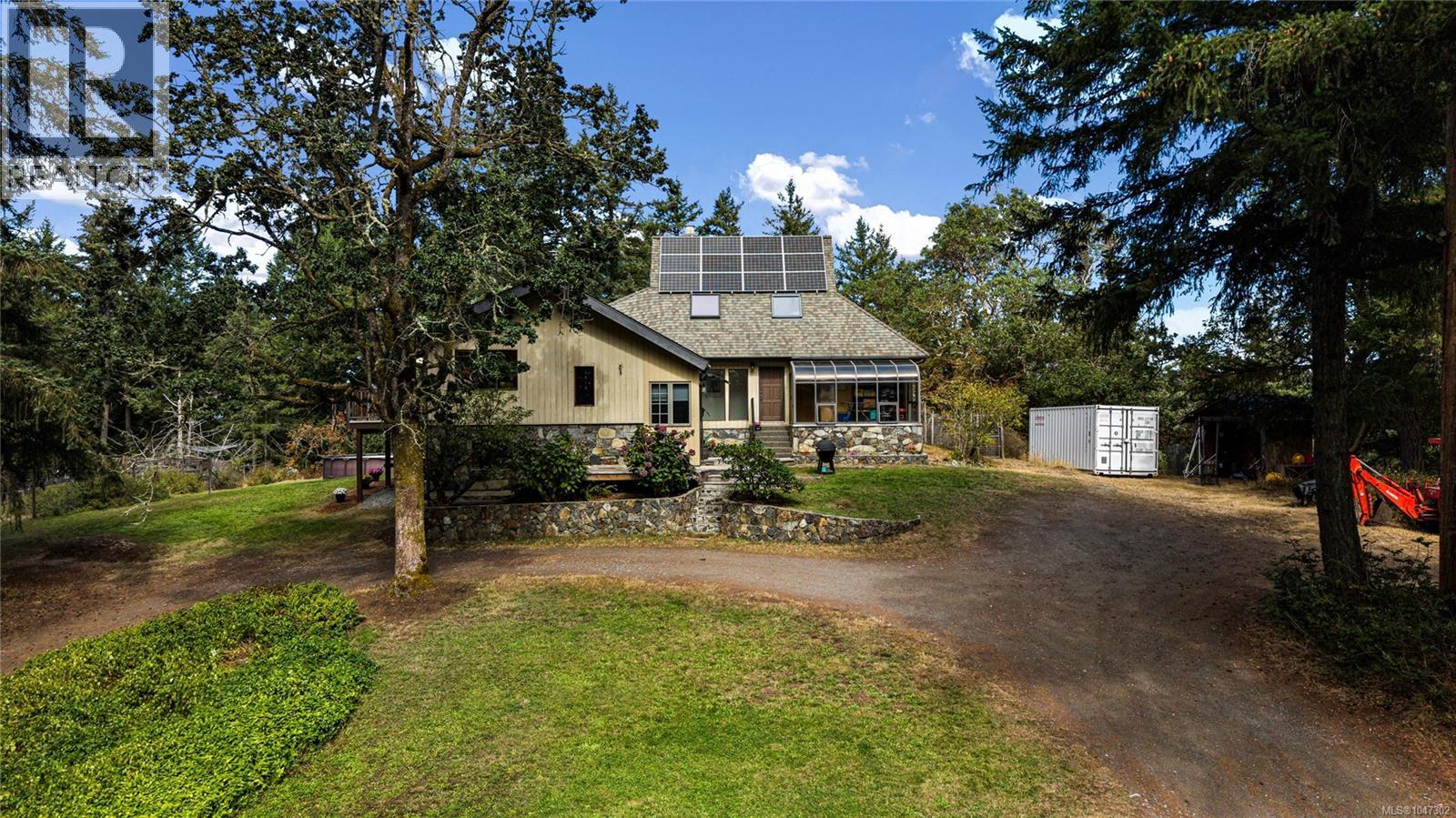  6101 Castlerock Road, Saanich