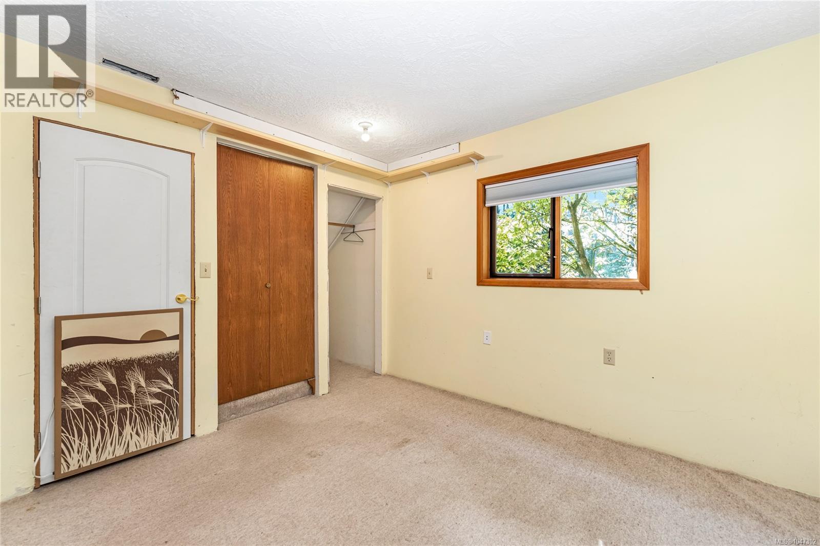  6101 Castlerock Road, Saanich