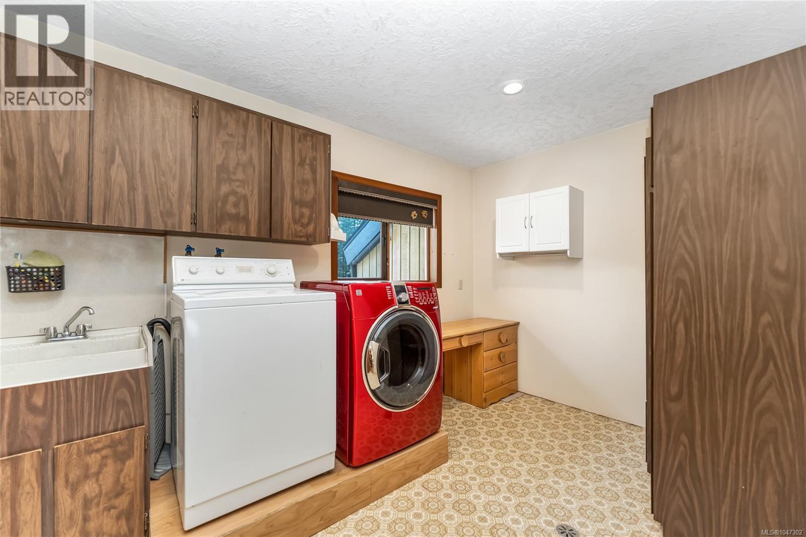 6101 Castlerock Rd - 18