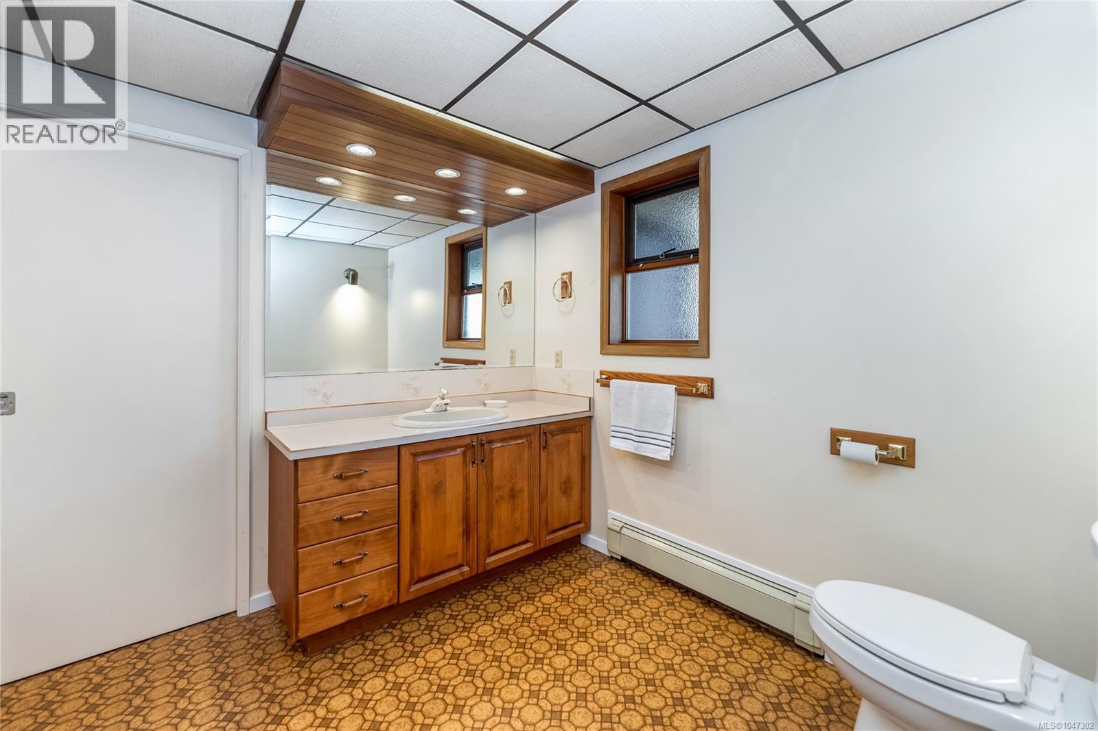  6101 Castlerock Road, Saanich
