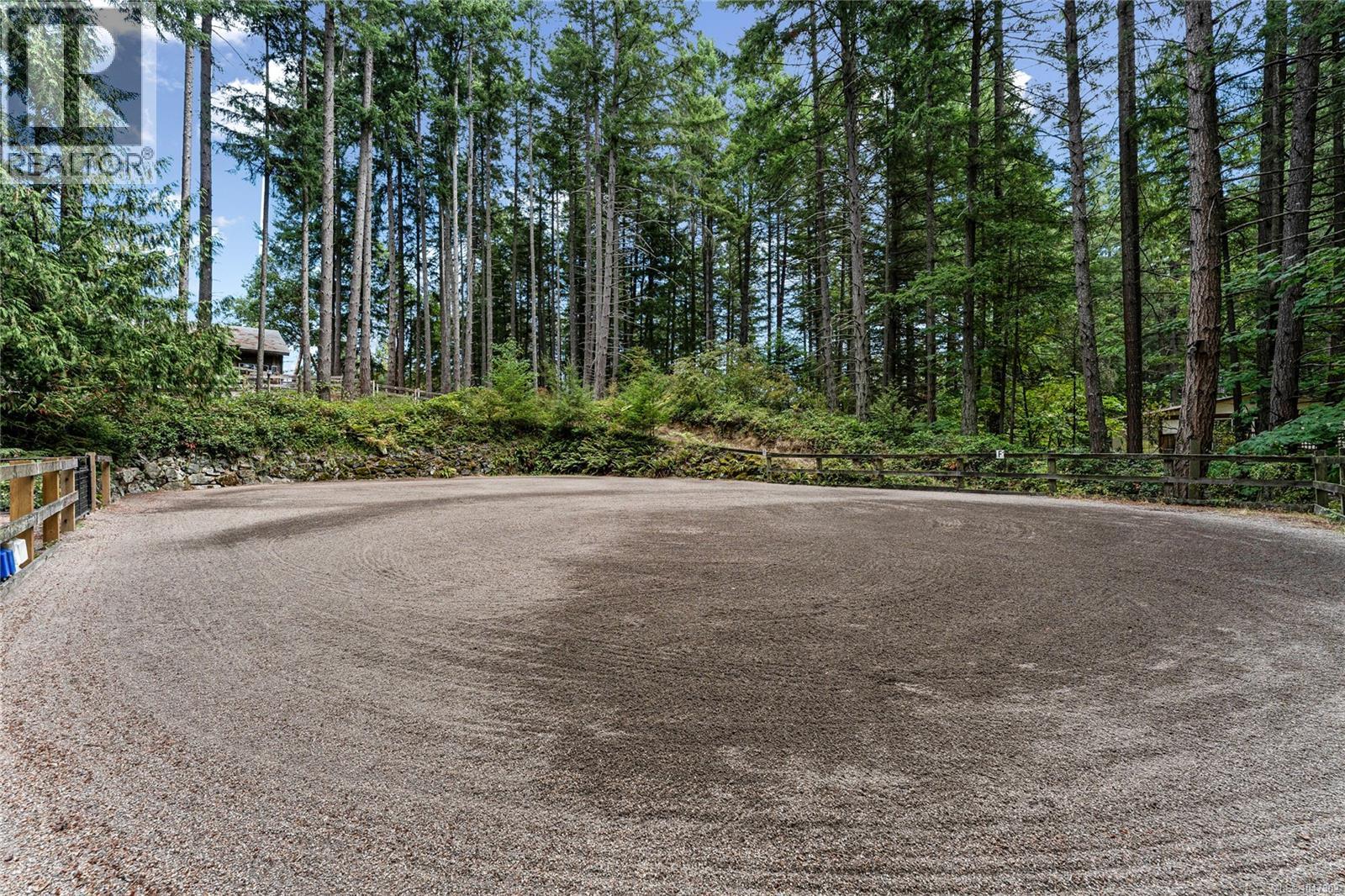  6101 Castlerock Road, Saanich