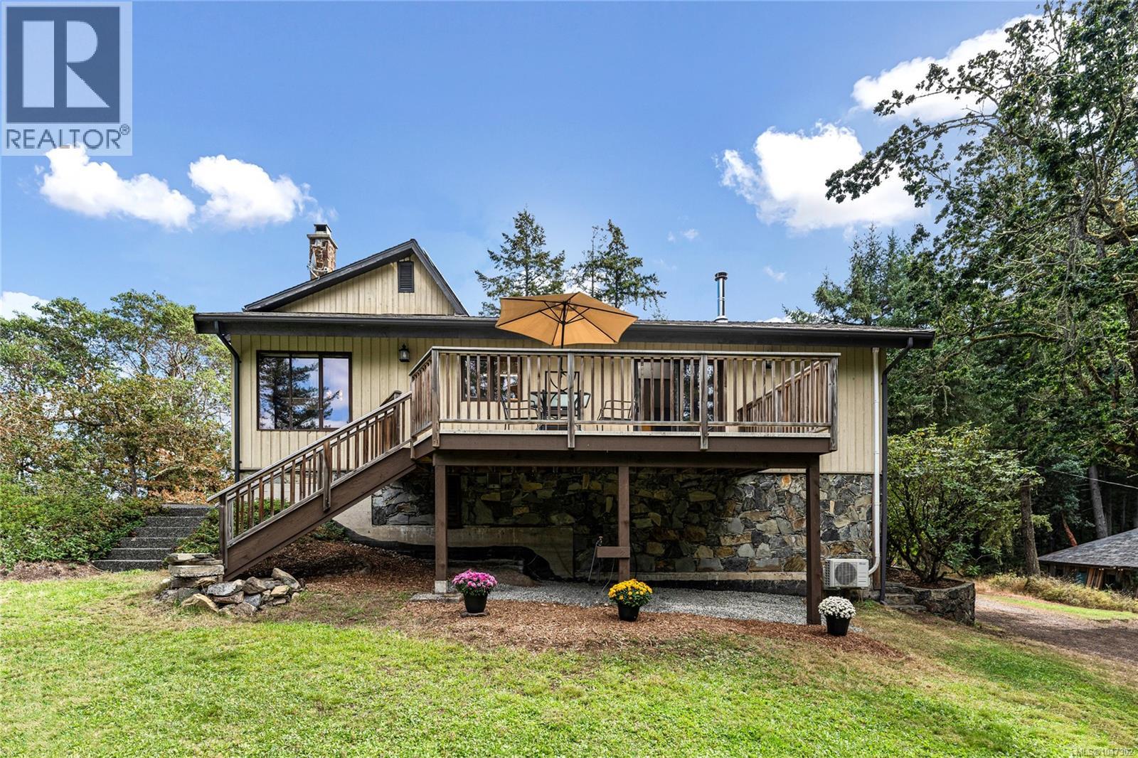  6101 Castlerock Road, Saanich