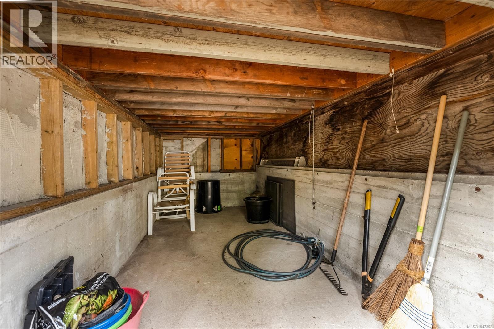  6101 Castlerock Road, Saanich
