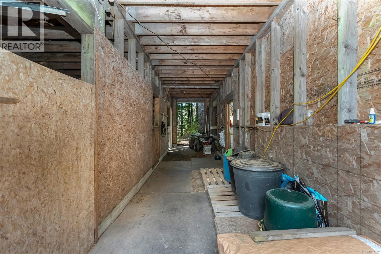  6101 Castlerock Road, Saanich