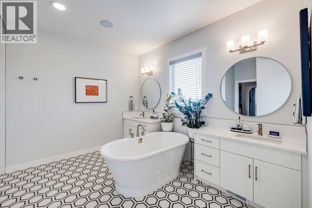 212 Evansglen Close NW - Image 24