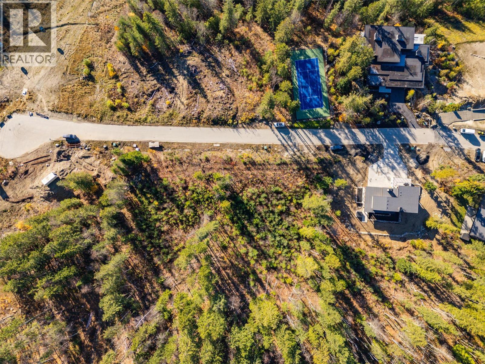 22 2465 Monashee Court, Revelstoke