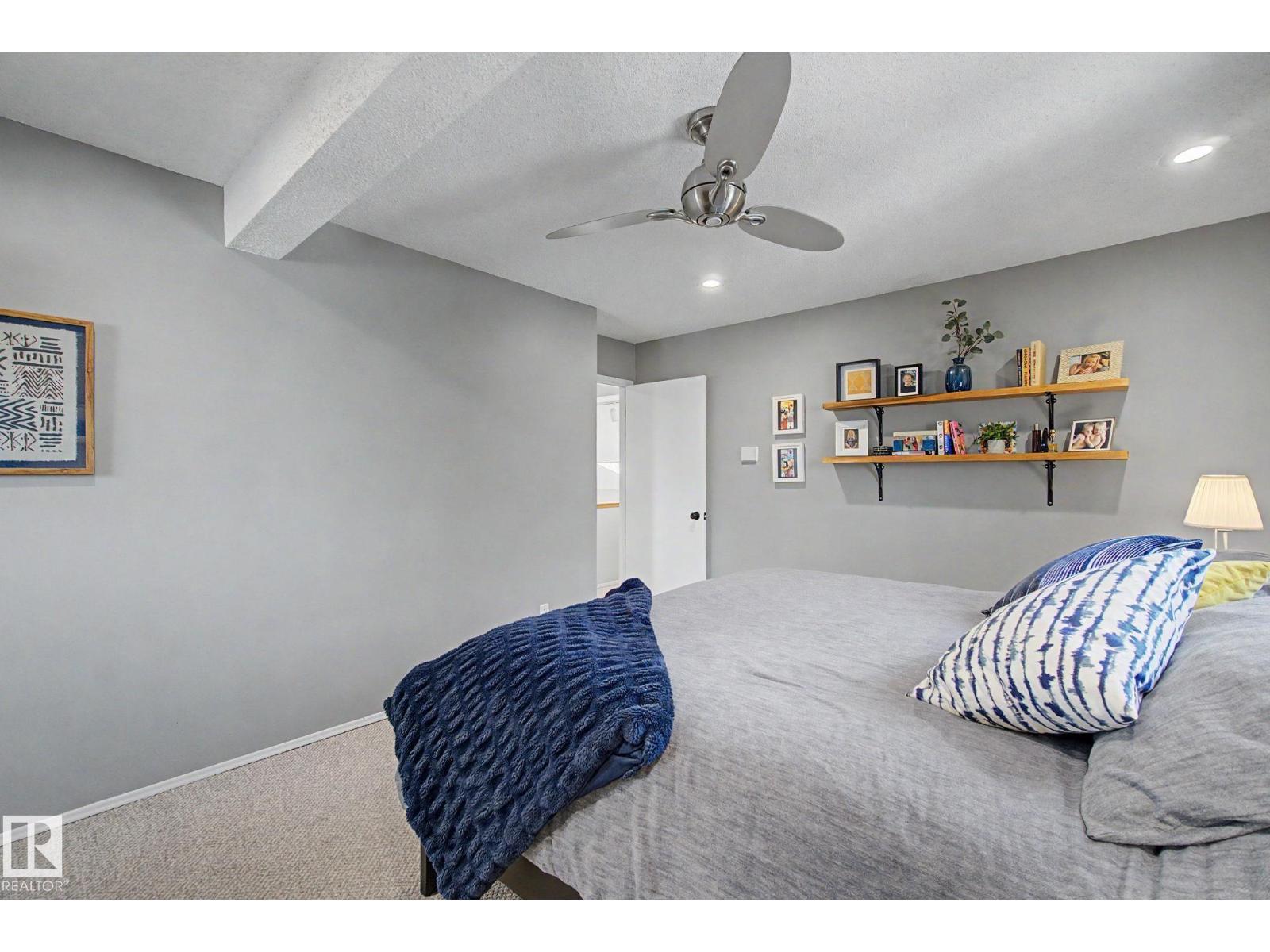 14711 41 AV NW - 52