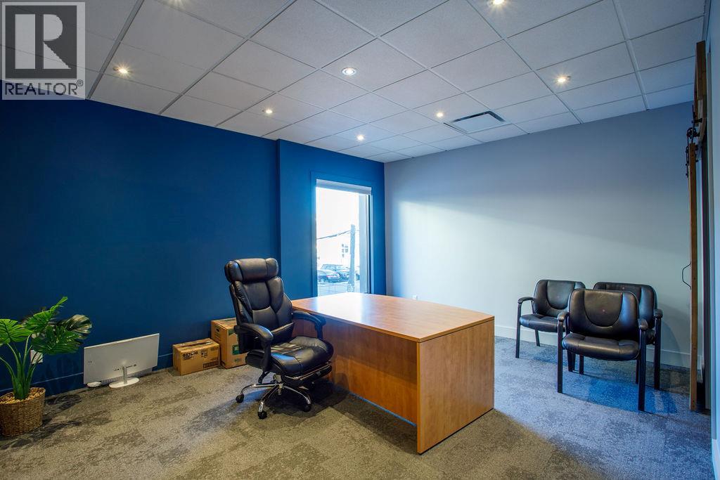 200 1455 Ellis Street, Kelowna