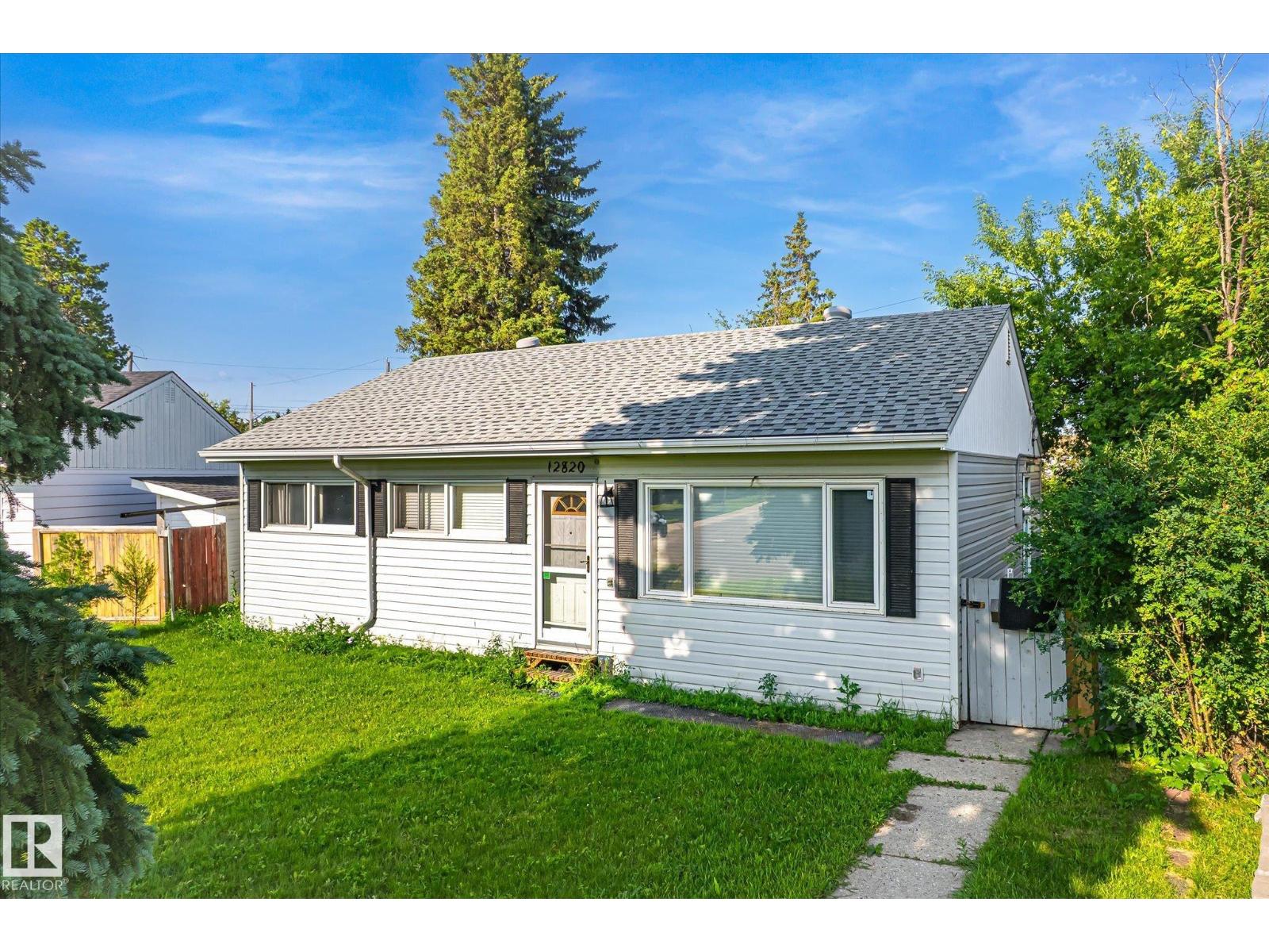 12820 132 ST NW, Edmonton, Alberta, T5L1R1