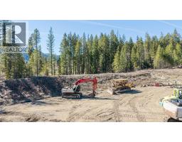 40 Gibson Road, Lumby, BC V0E2G0 Photo 10