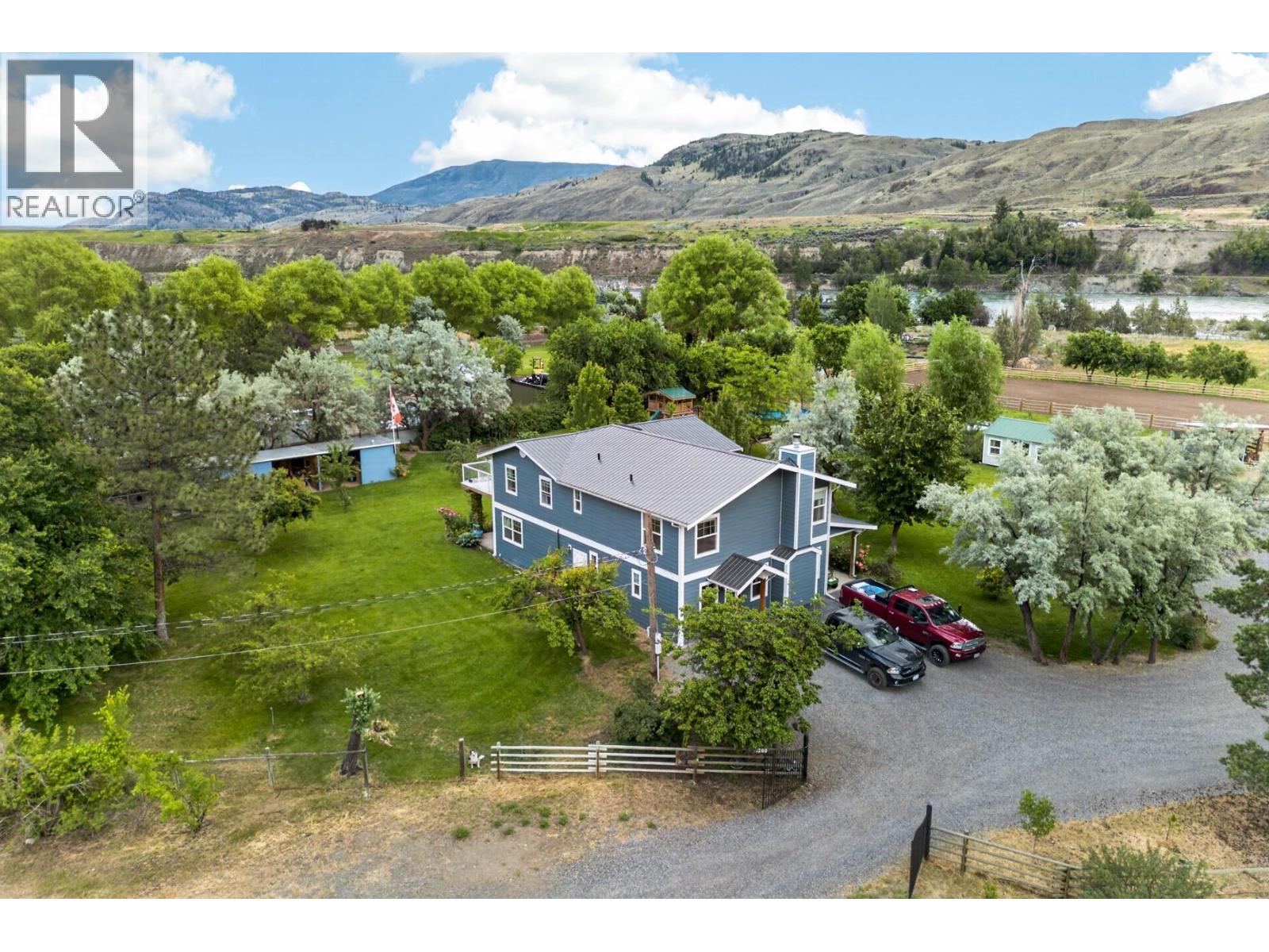 1260 Thompson Court, Kamloops — photo 3