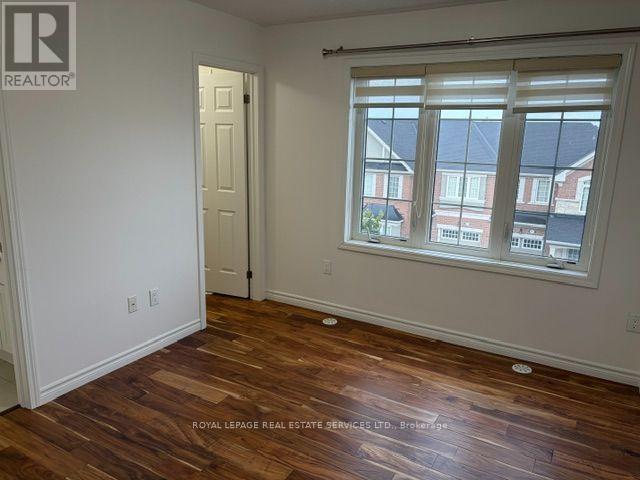 1625 GAINER CRESCENT, Milton (CL Clarke) — photo 4