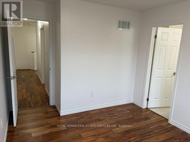 1625 GAINER CRESCENT, Milton (CL Clarke) — photo 3