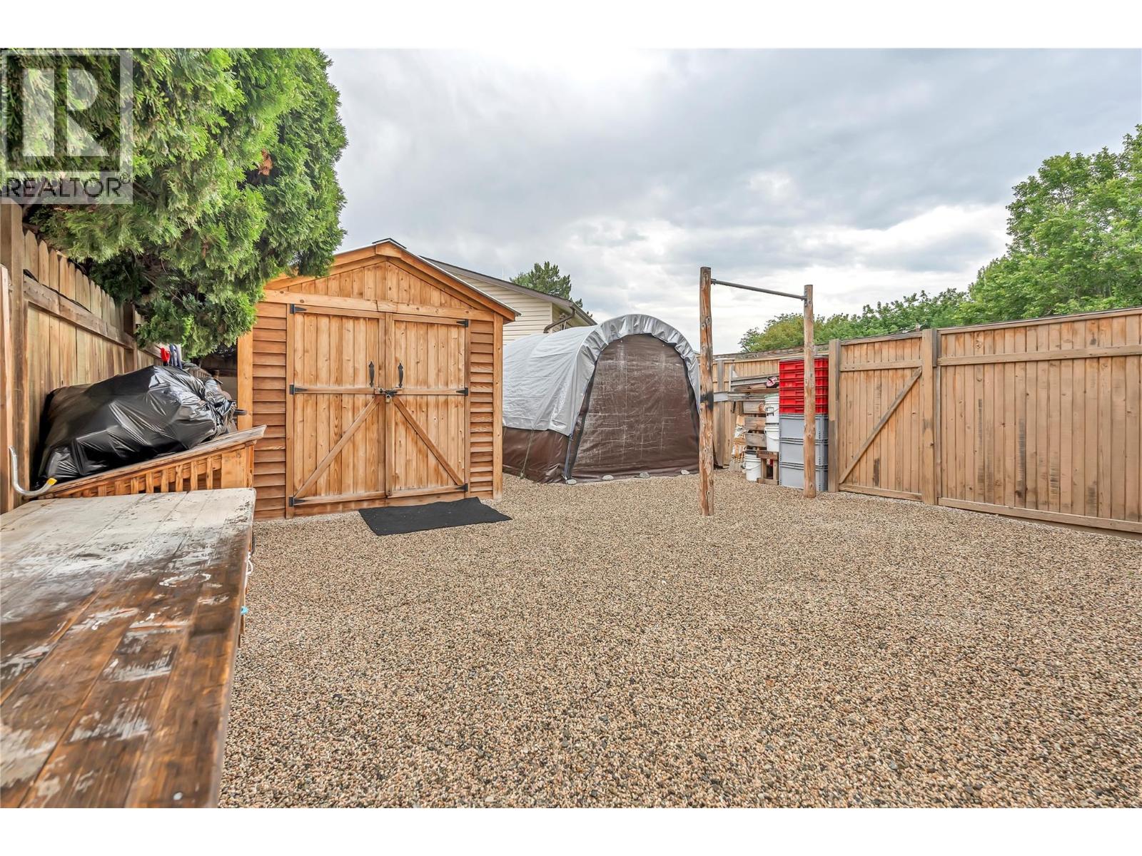 2494 Cornwall Drive - 26