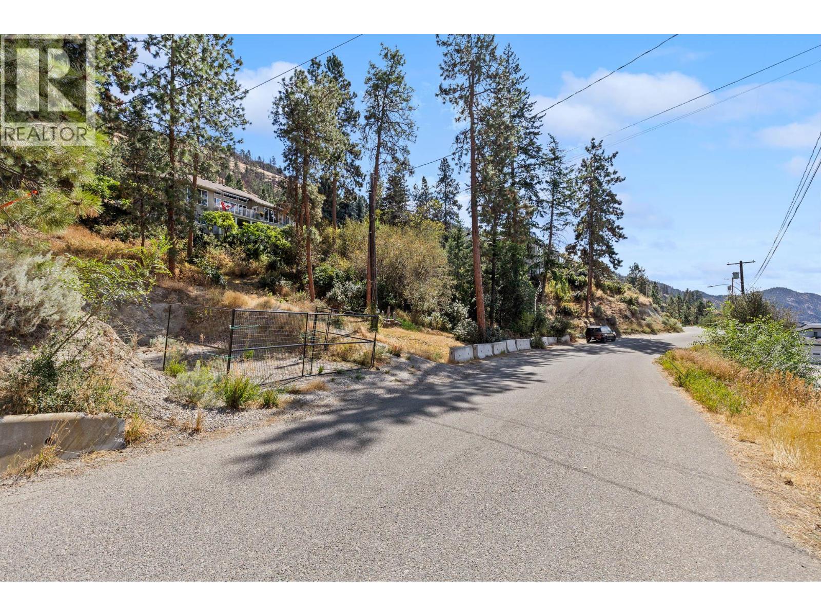  2044 Bennett Road, Kelowna