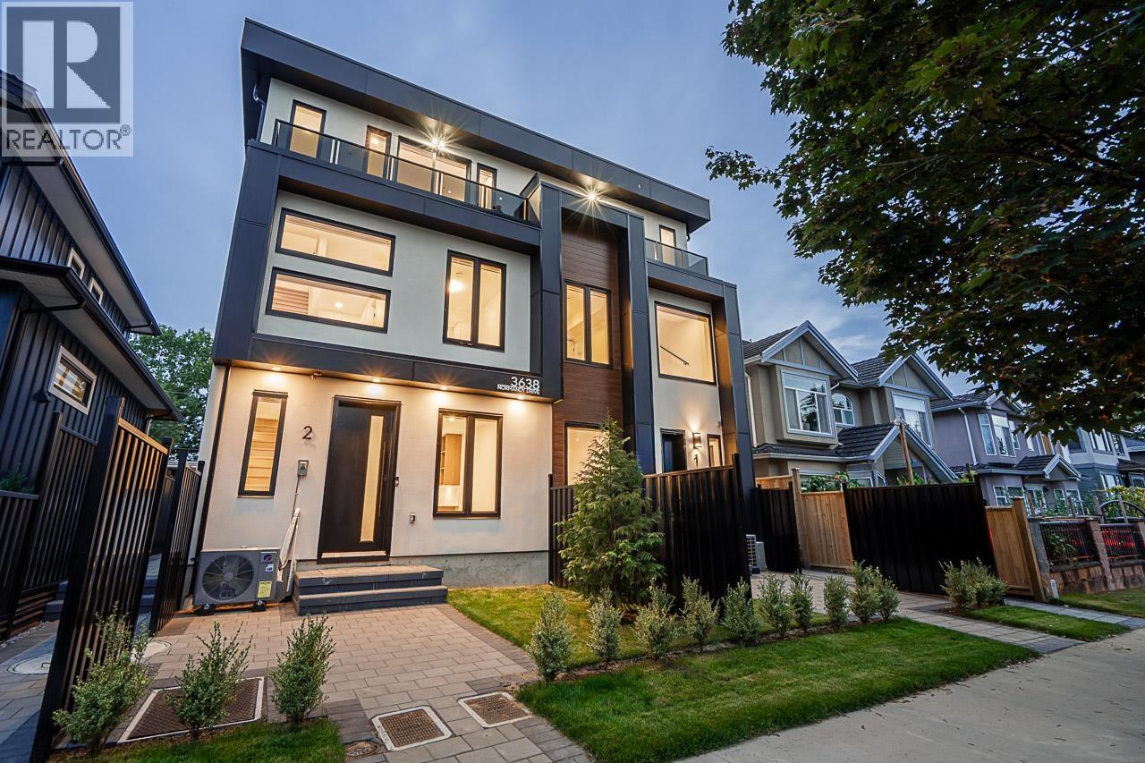 2 3638 NORMANDY DRIVE, Vancouver — photo 3
