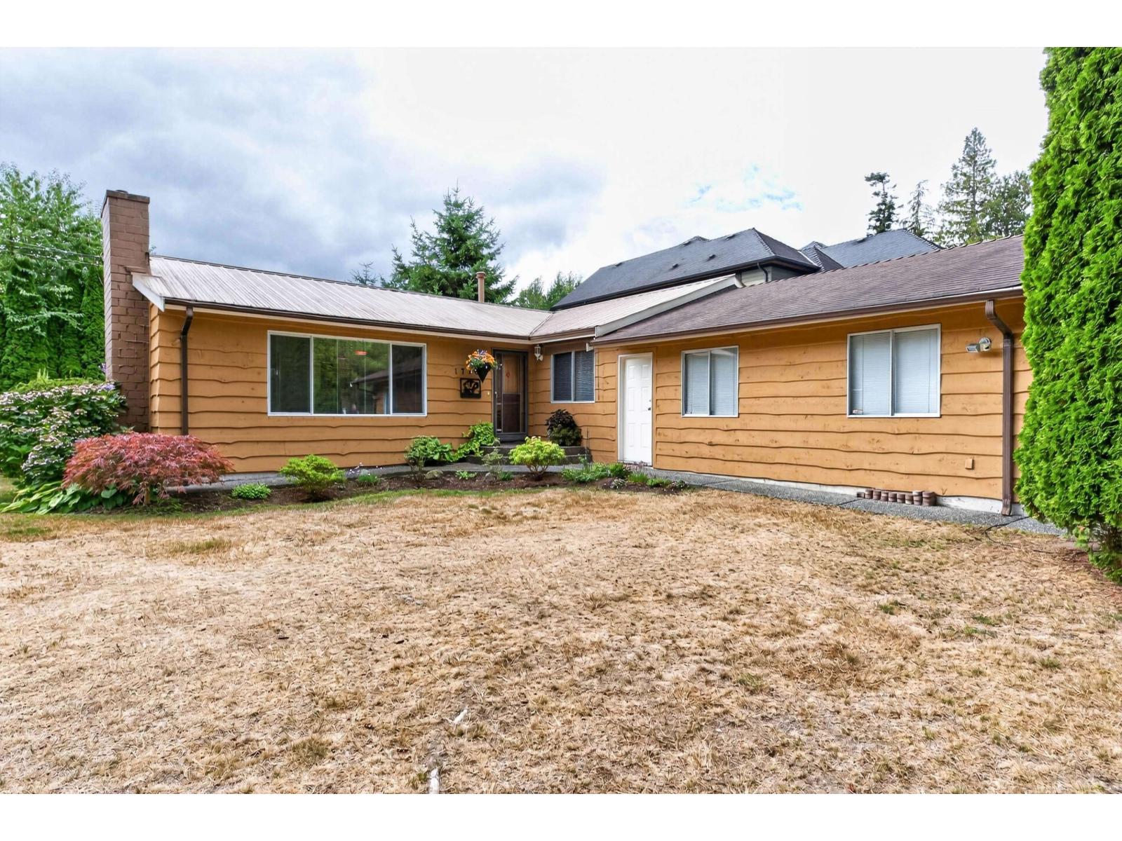 17180 4 AVENUE, Surrey — photo 2