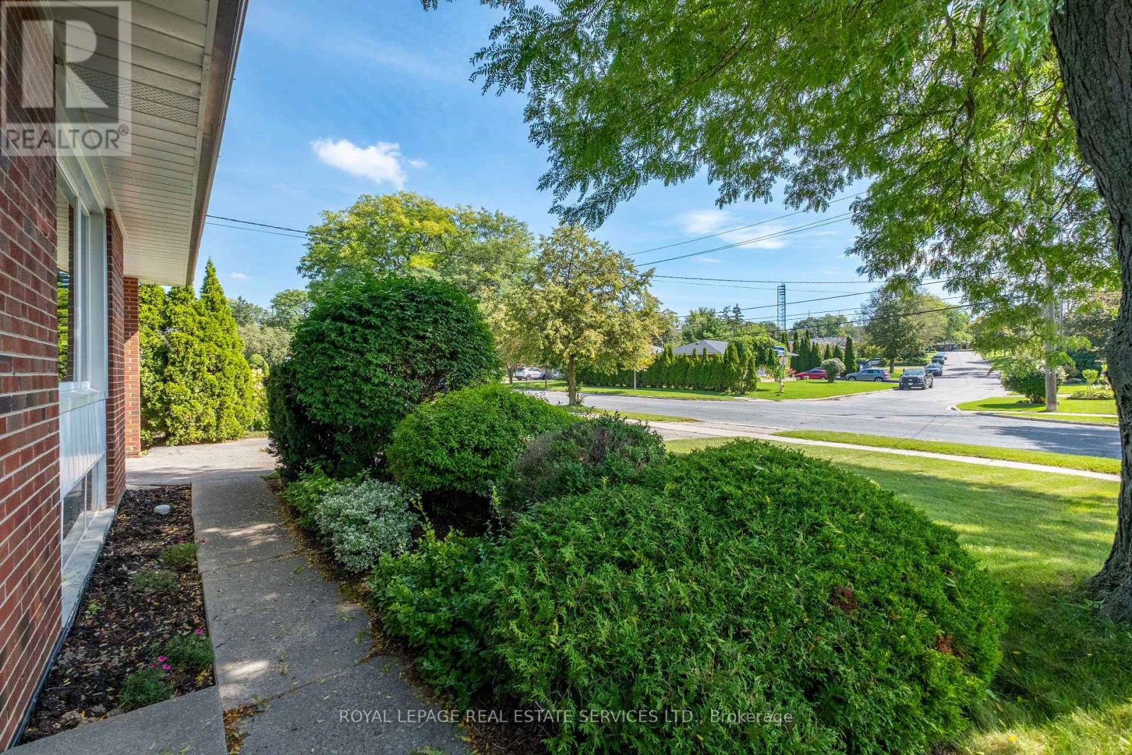 72 SLOANE AVENUE - 4