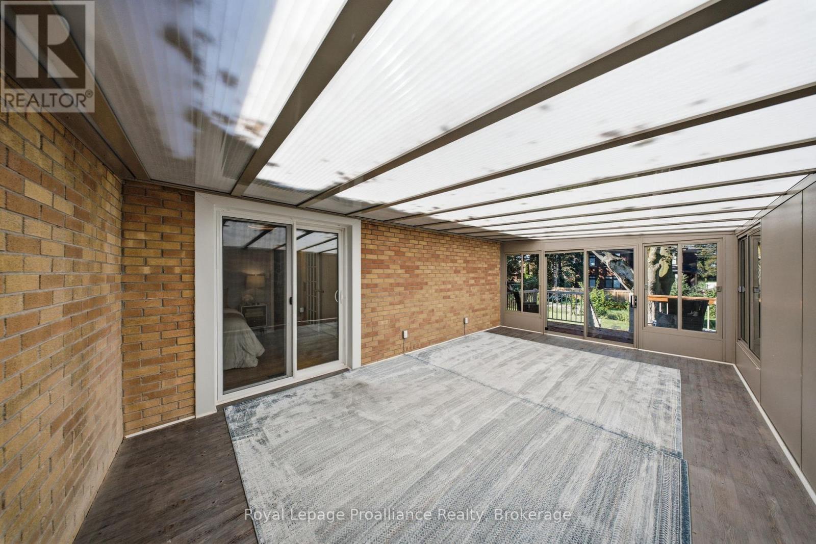 400 HARRIS STREET - Image 26