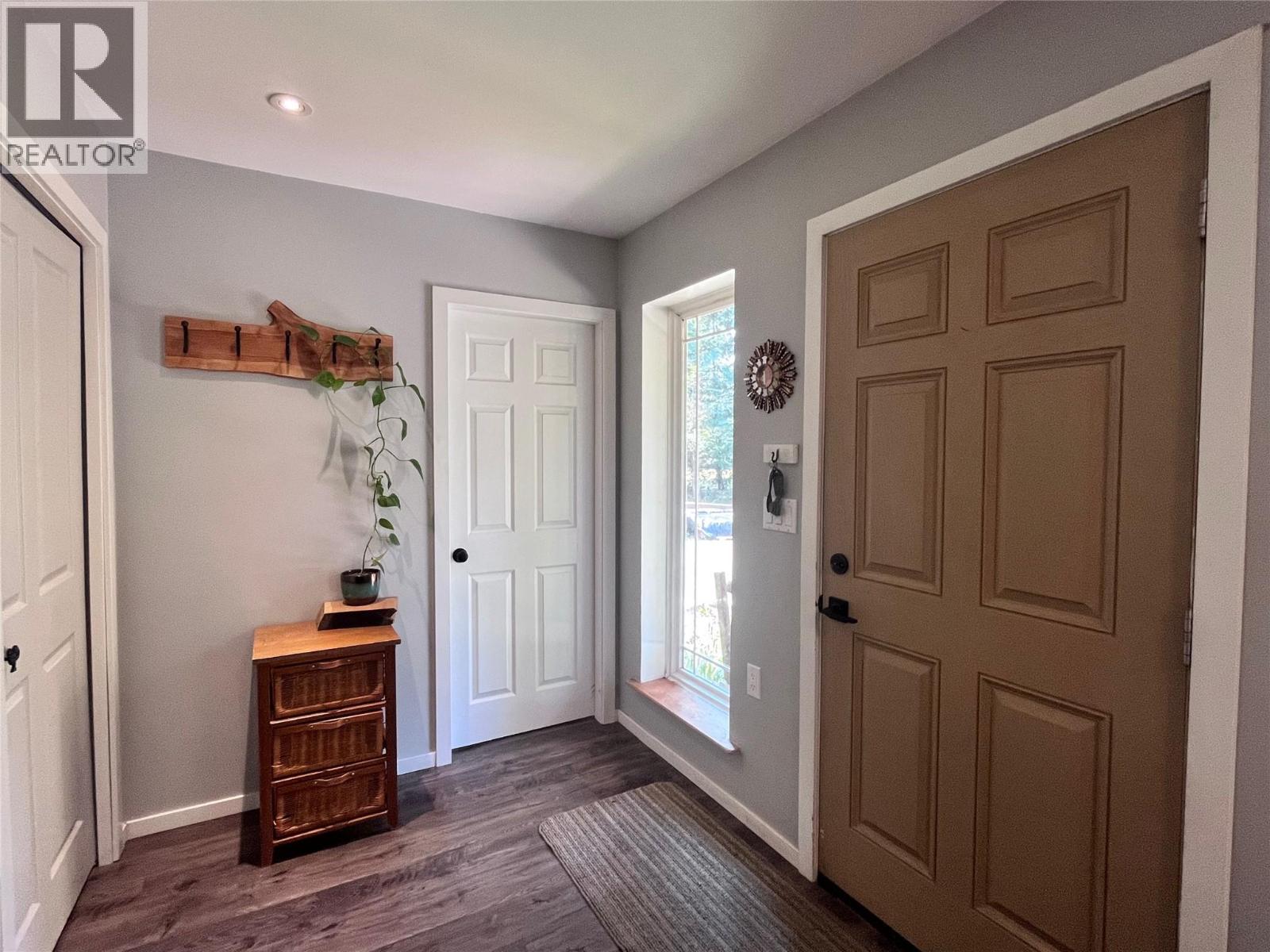 506 Hume Street - 8