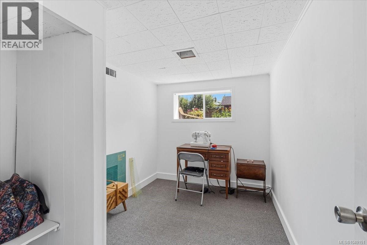 481 Drake St - Image 24