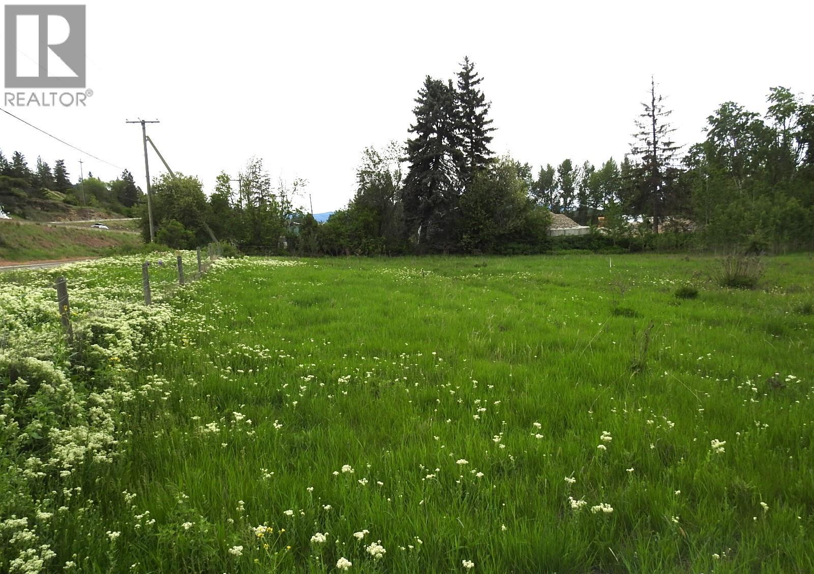  183 L & A Cross Road, Spallumcheen