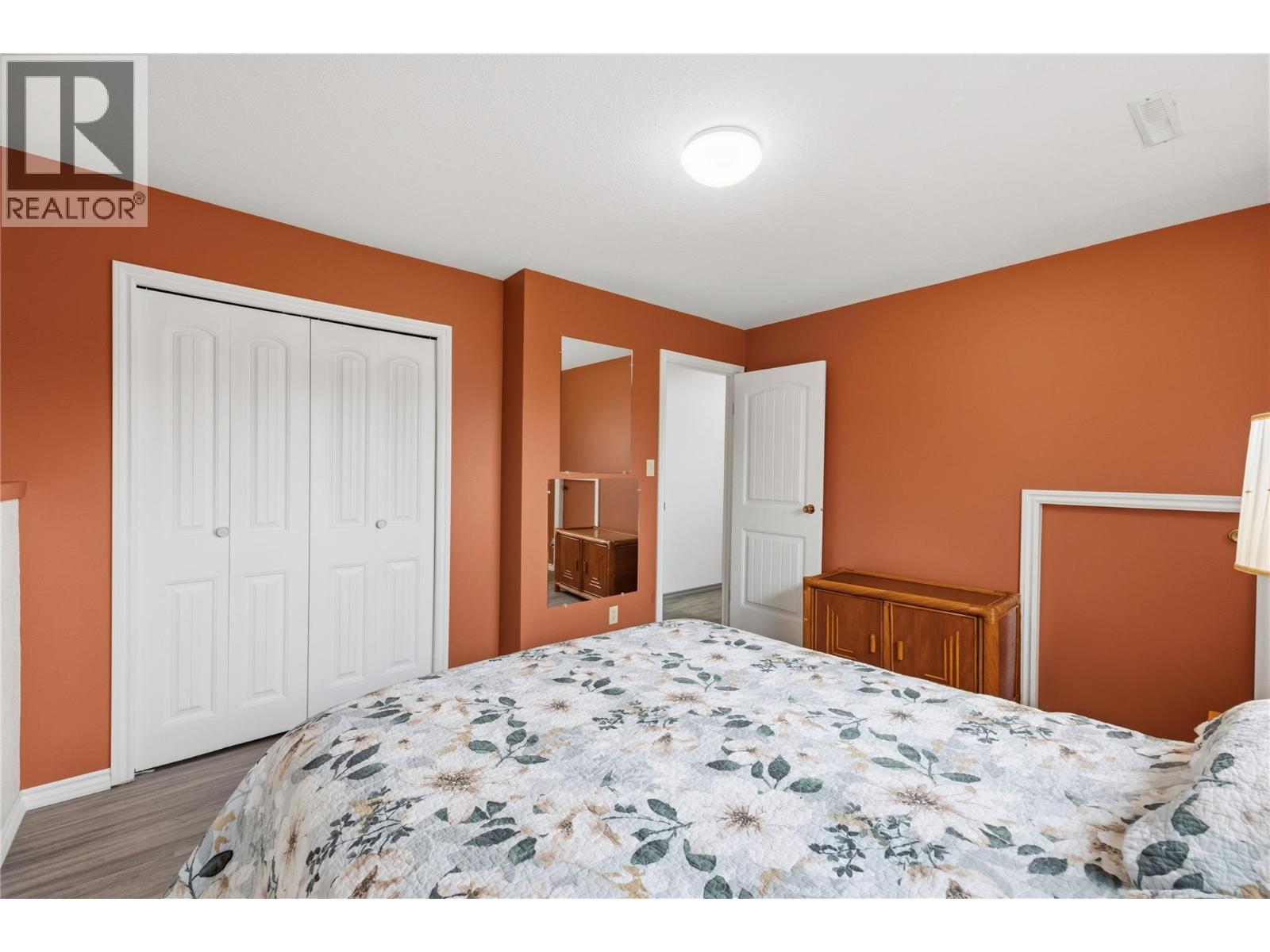 9181 Alder Street, Summerland