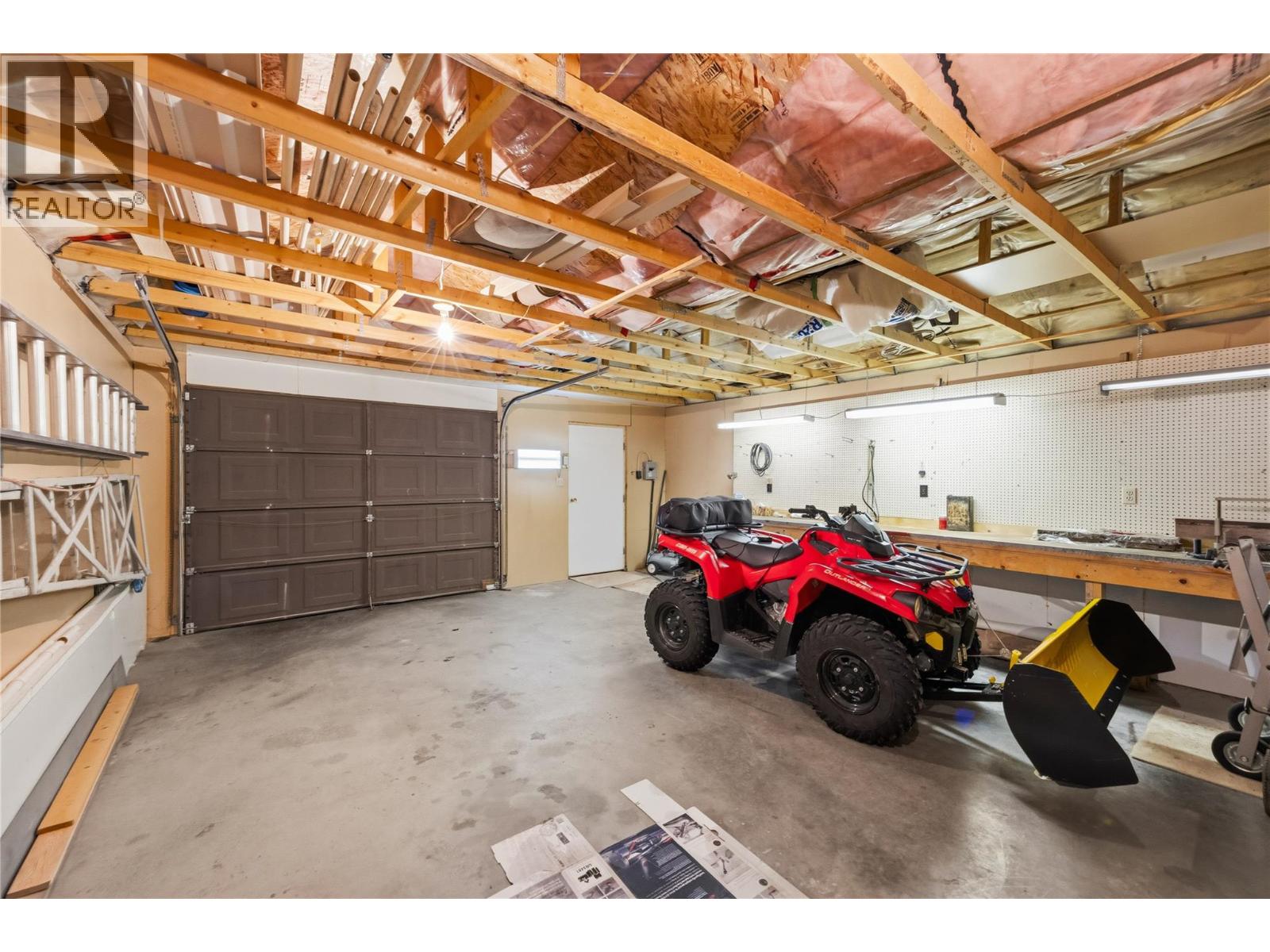 9181 Alder Street - 35