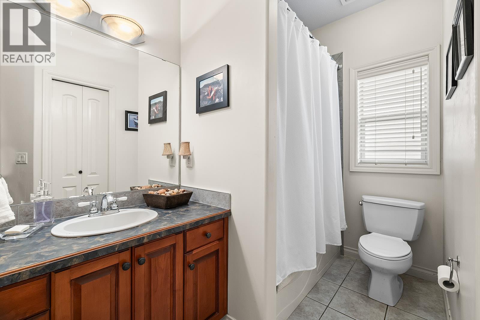  3103 Thacker Drive, West Kelowna